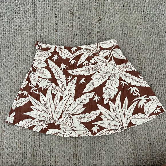 Urban Outfitters Tropical Print Pleated Wrap Skirt - Picture 2 of 6